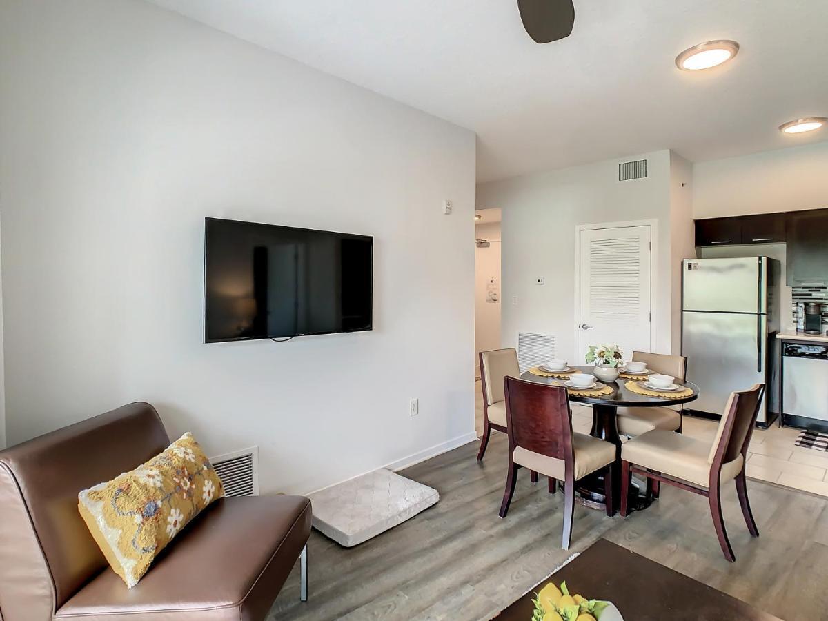 Pet Friendly In Orlando Area Near Disney Селабрейшън Екстериор снимка